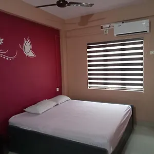 https://safa-residency.kerala-hotels.net
